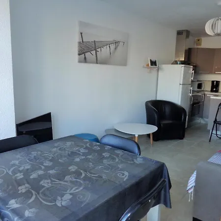 Coquet 2 Chambres Avec Pkg Quartier Port De * Sète