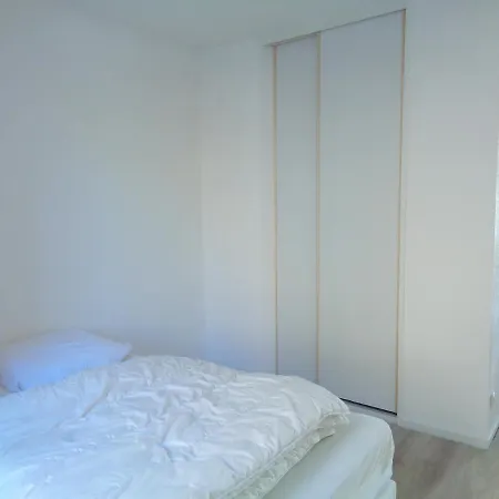 דירה Coquet 2 Chambres Avec Pkg Quartier Port De *